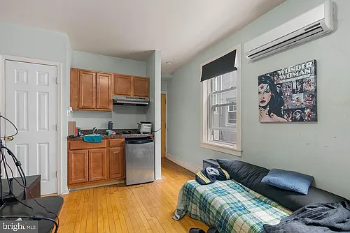 348 S 16th St #3R Photo 1