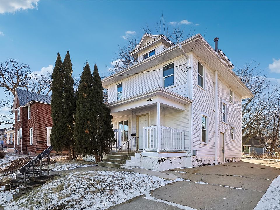 1st image of 2210 University Ave