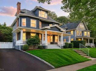 58 Lincoln Ave, Rutherford, NJ 07070