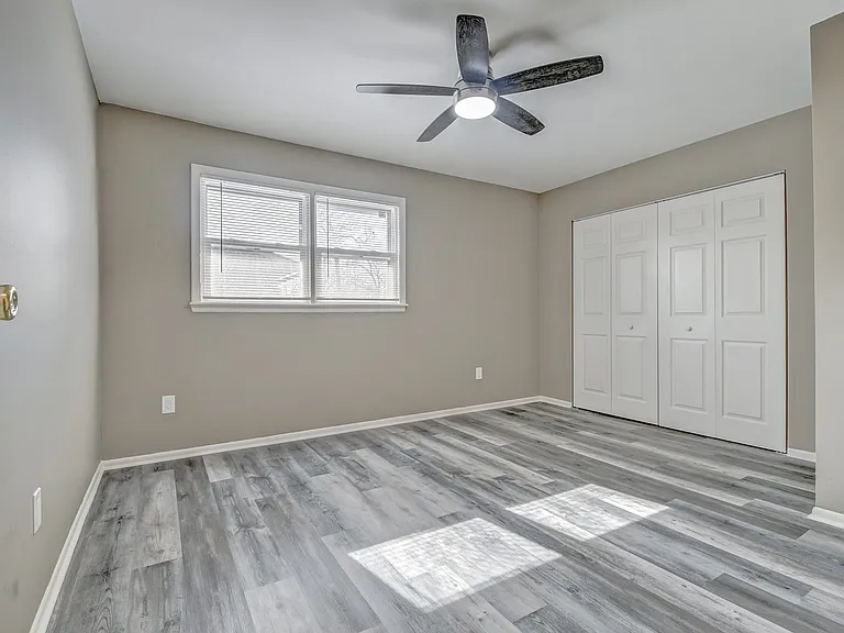 2x1(B)-Primary Bedroom