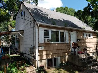 76 Union Rd, Spring Valley, NY 10977