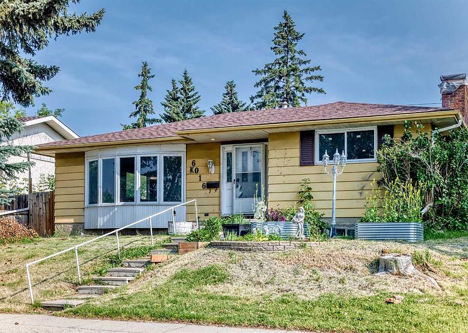 1st image of 6016 S 18th Ave NE
