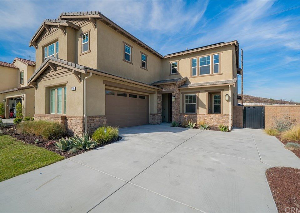 1st image of 17188 Guarda Dr