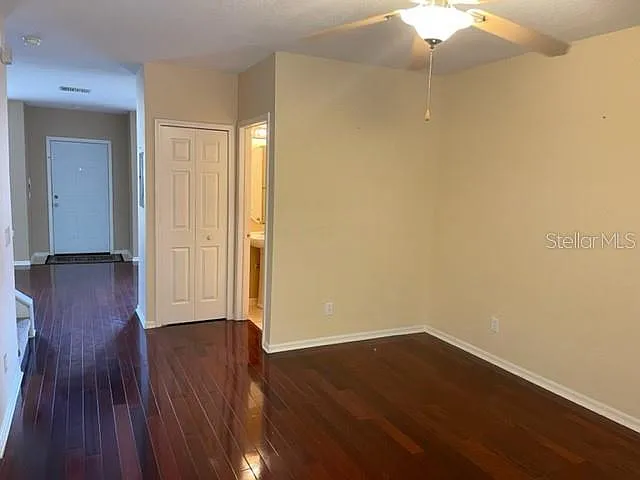 1135 Baronscourt Dr — Photo 8