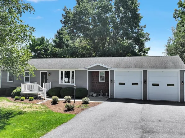 14 Walnut St, Richland, PA 17087