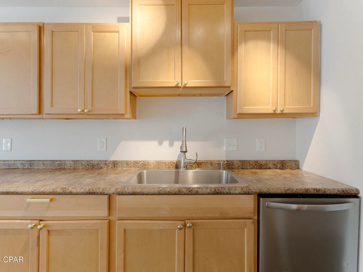 2 bed, 1.5 bath, 1104 sqft, $1,500 — Photo 2