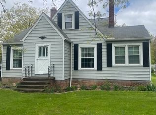 5011 E Pleasant Valley Rd, Independence, OH 44131