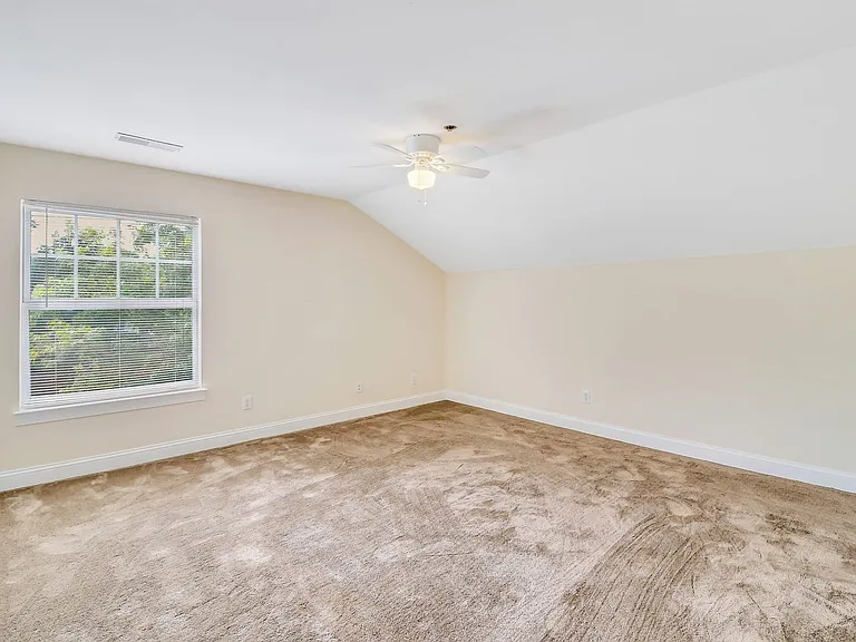 31 Summerfield Ct #122 — Photo 14