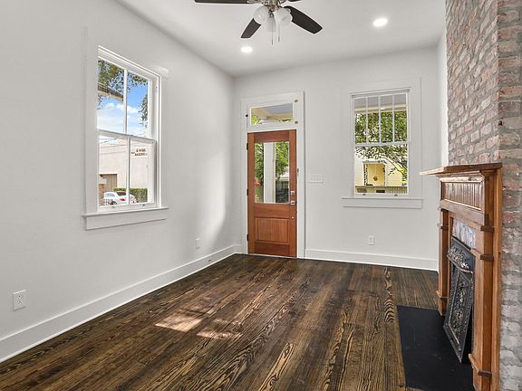 4th image of 4808-10 Perrier St #4810