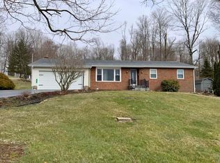 15454 Old Mansfield Rd, Fredericktown, OH 43019
