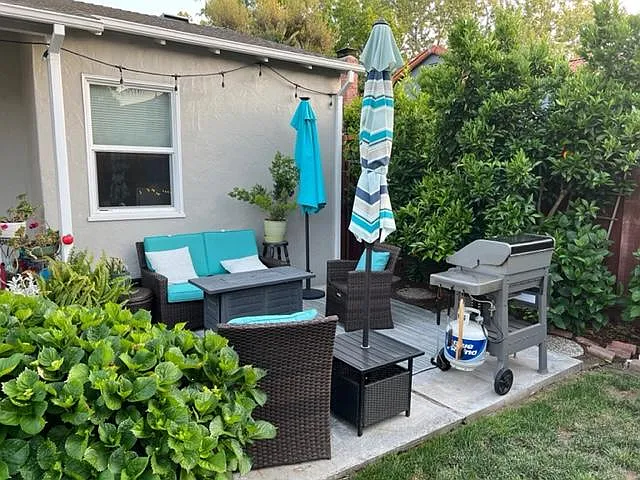 719 Willow Glen Way — Photo 9