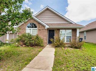 2155 Village Ln, Calera, AL 35040