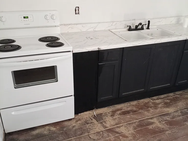 913 Lanier Ave — Photo 12