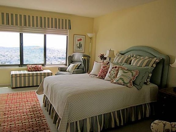 5th image of 145 Gardenside Dr APT 17