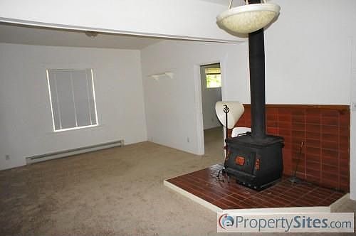 5th image of 1219 Beach Ave