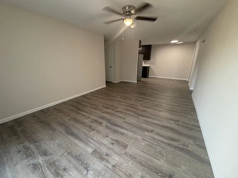 3408 Balboa Ln #32 — Photo 4