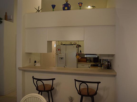 5th image of 1614 Areca Palm Dr