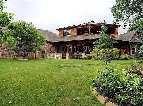 3rd image of 5 Shorehaven Ln