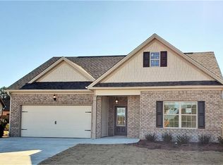 26 Darby Ln, Adairsville, GA 30103
