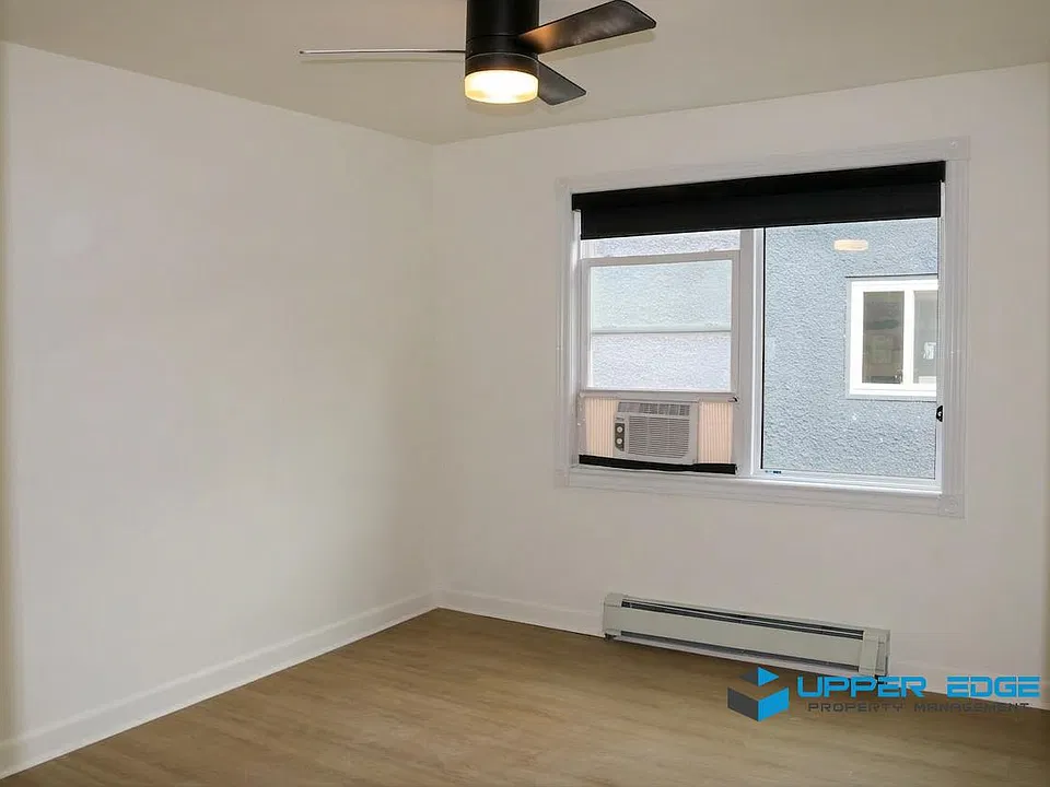 697 Corydon Ave #2