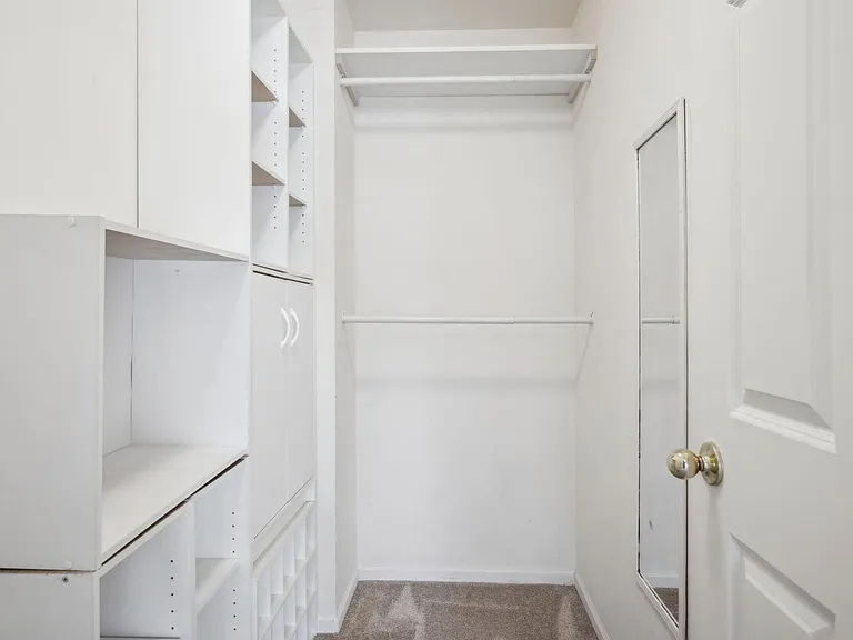 2924 Barclay Way — Photo 13