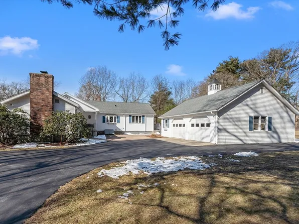 340 Brigham St, Northborough, MA 01532