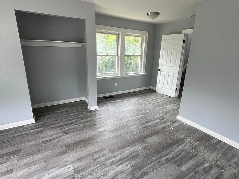 3006 Glenway Ave — Photo 17