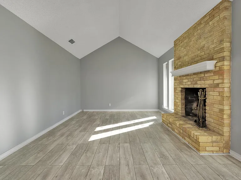11506 Whisper Cir — Photo 5