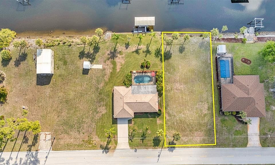 1st image of 2434 COMO STREET LOT 67