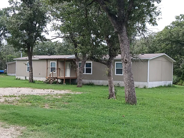 8717 FM 1115 #C — Photo 1