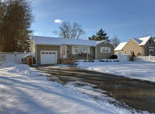 17 Garden Pl, Pequannock Twp., NJ 07444