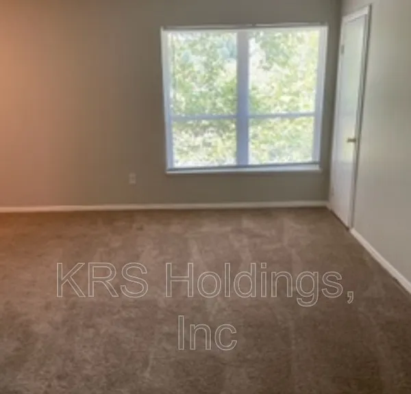 1255 Nelson St #A — Photo 9