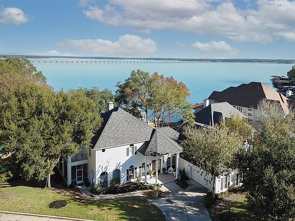 2nd image of 1 Sarasota Cir N