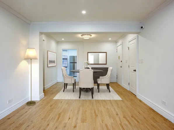 100-25 Queens Boulevard image 13 of 40