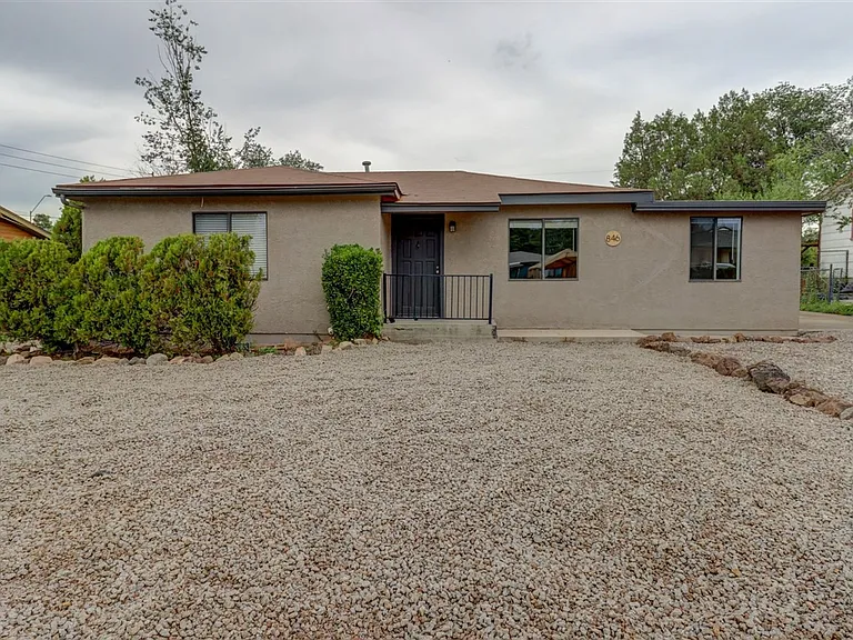 846 Prescott Heights Dr — Photo 1