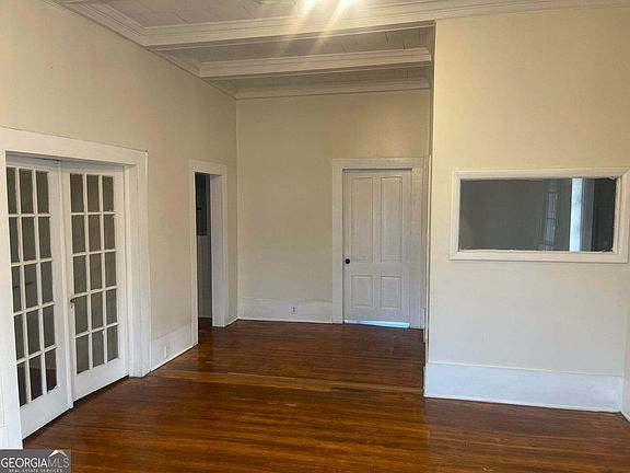 5th image of 426 Salem Rd