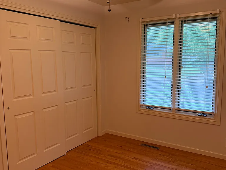 1121 Driftwood Dr — Photo 10