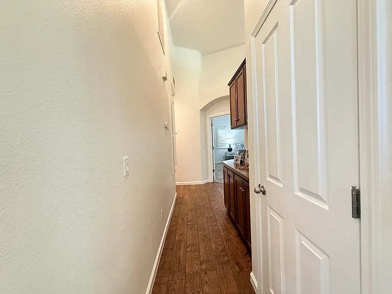 1140 E Sawgrass Ave — Photo 17