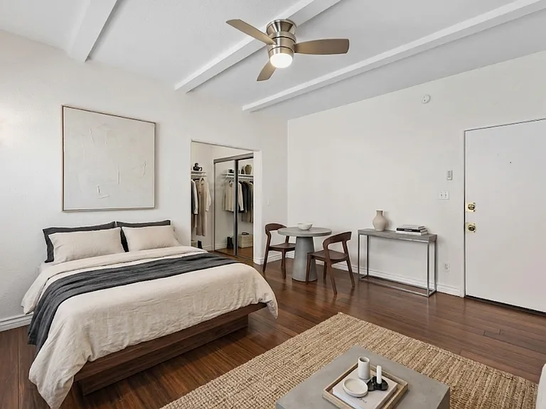 192 S Mountain View Ave #2031 — Photo 1