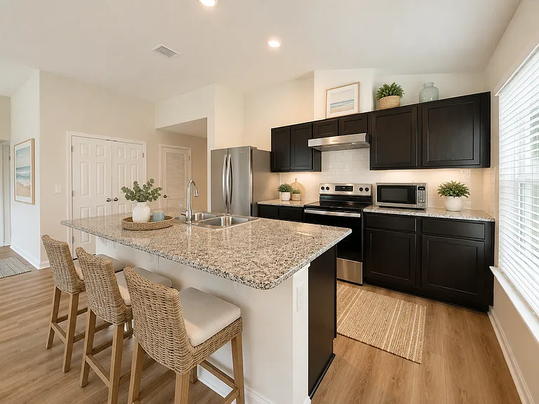 817 Trellis Bay Dr — Photo 2