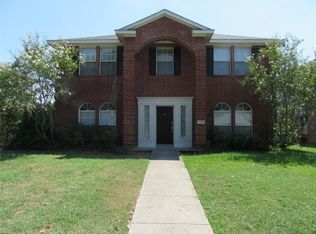 1326 Black Oak Dr, Carrollton, TX 75007
