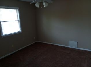 304 Reid Ave APT B, Troy, IL 62294
