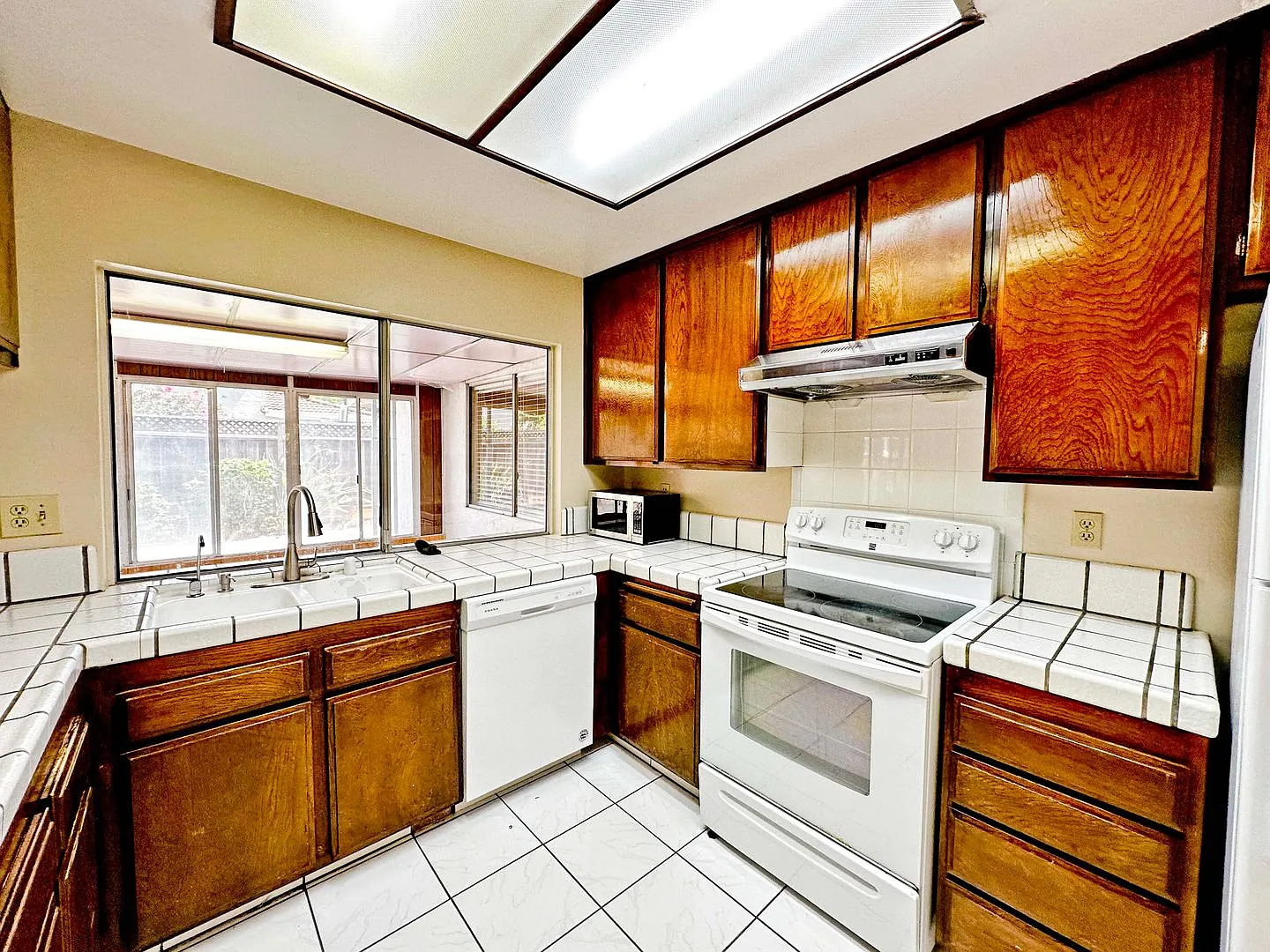 Spacious 4bd / 3ba home, near Berryessa & 680 — Photo 2