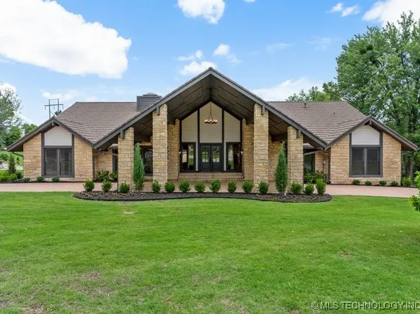 8905 S Sandusky Ave, Tulsa, OK 74137