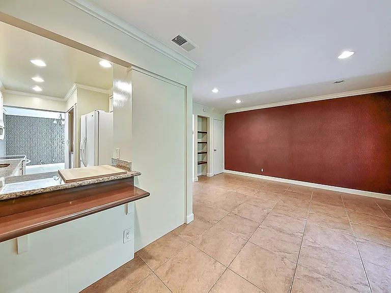 1872 Cannon Dr — Photo 9