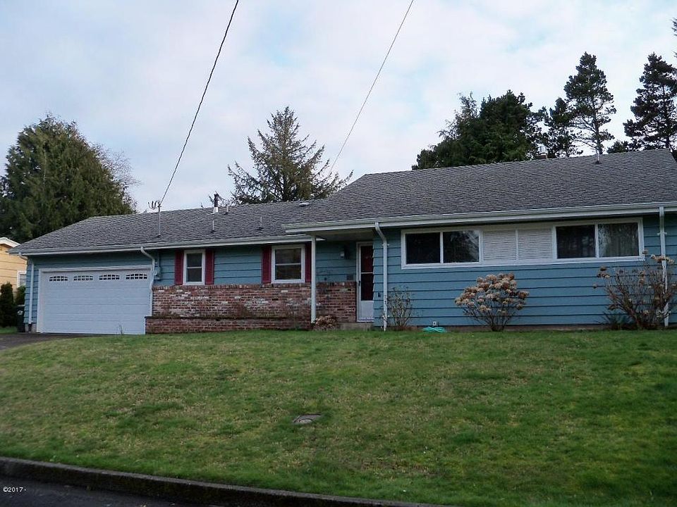1st image of 252 NE Chambers Ct