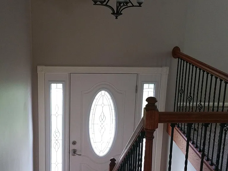 9028 Garfield Dr — Photo 2