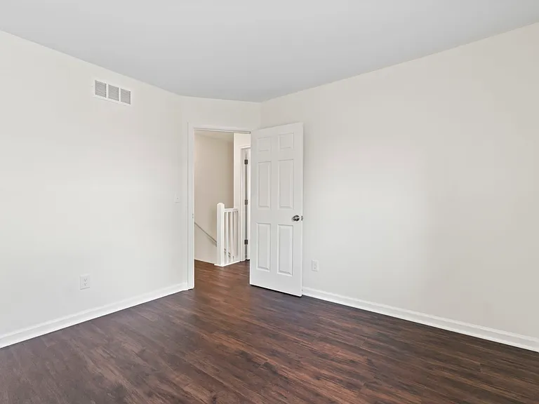 6981 Bennell Dr — Photo 13