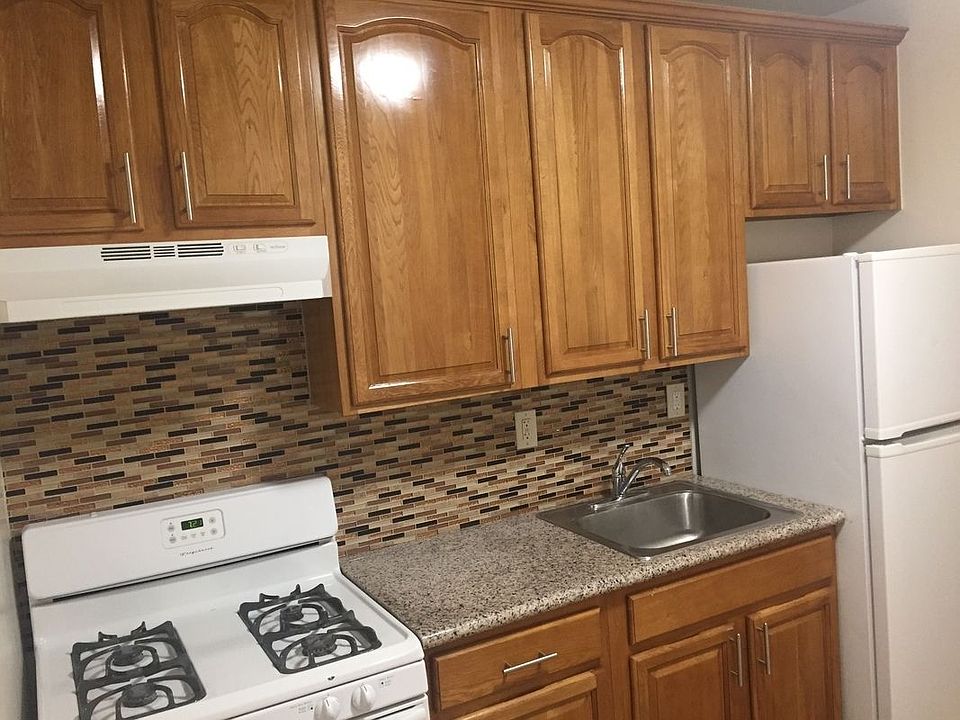 1st image of 37 Bay 26 St #D