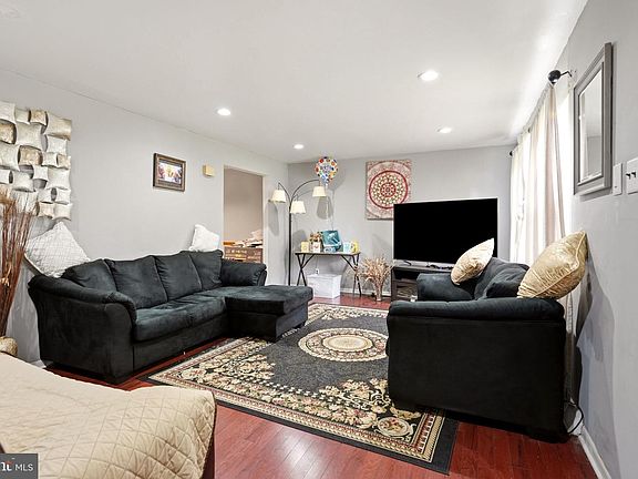 4th image of 3429 Cooper Ave